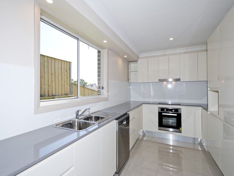 15a Doncaster Avenue, Claremont Meadows NSW 2747