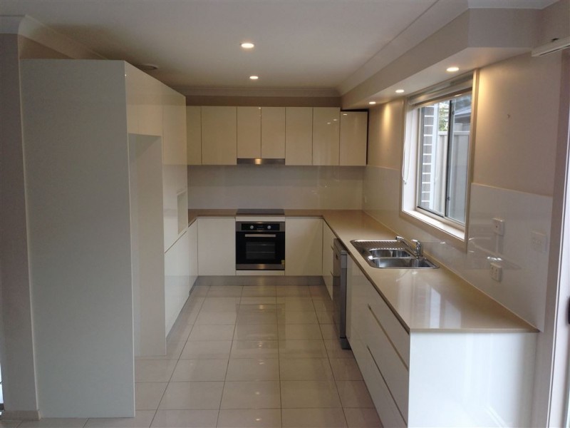 15a Doncaster Avenue, Claremont Meadows NSW 2747