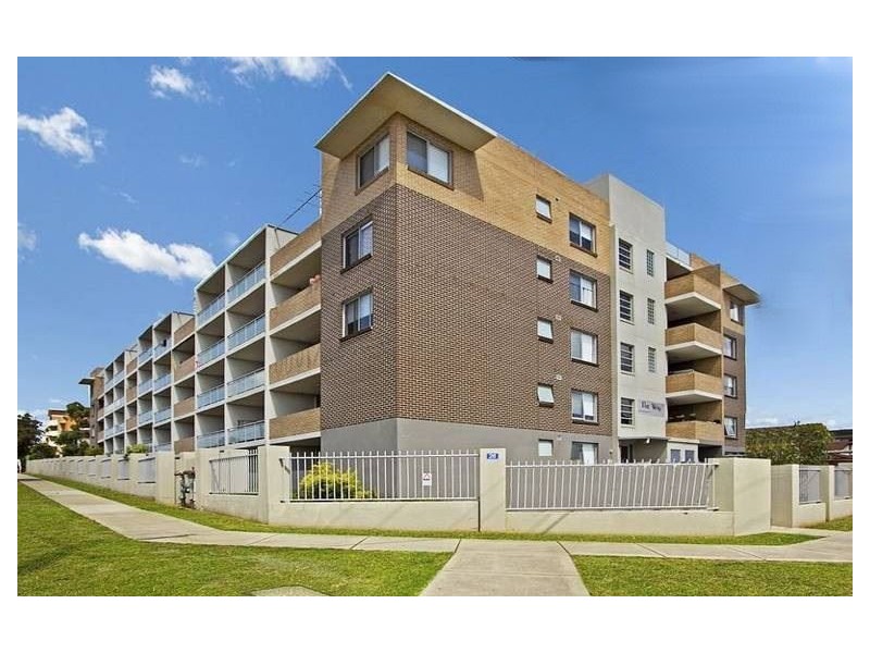 40/26-34 Clifton Street, Blacktown NSW 2148