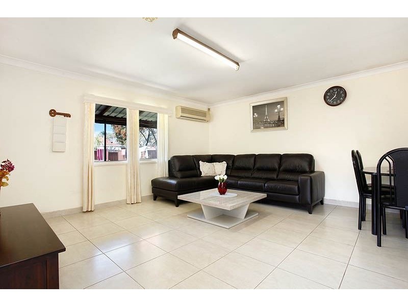 79 Sarsfield Street, Blacktown NSW 2148