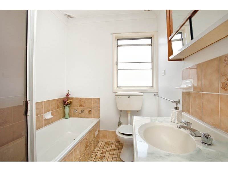 79 Sarsfield Street, Blacktown NSW 2148