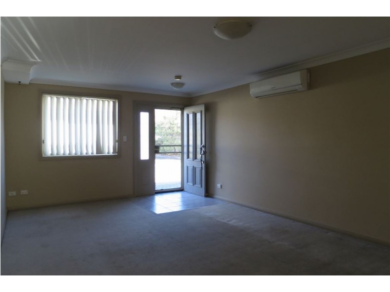 1/297 Flushcombe Road, Blacktown NSW 2148