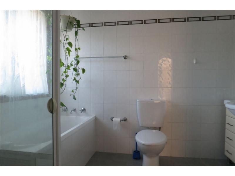 1/297 Flushcombe Road, Blacktown NSW 2148