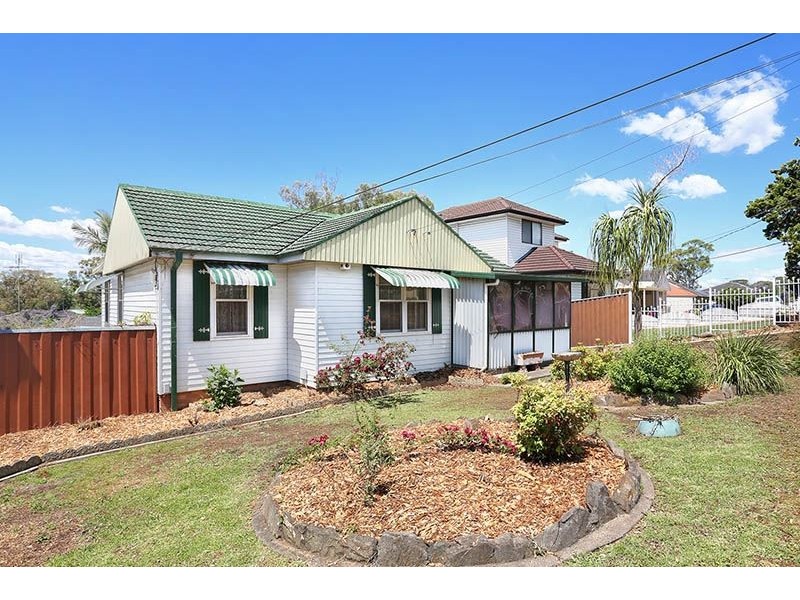 5 Mamie Avenue, Seven Hills NSW 2147