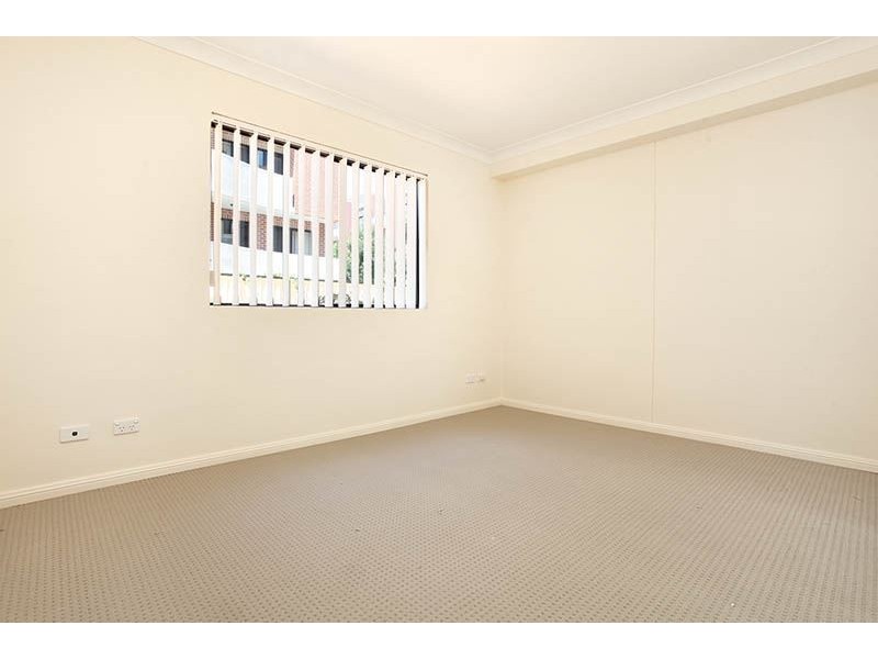 2/23 Bruce Street, Blacktown NSW 2148