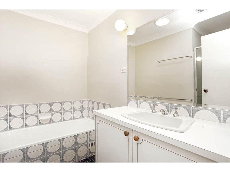 104a Ollier Crescent, Prospect NSW 2148