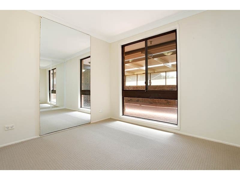 104a Ollier Crescent, Prospect NSW 2148