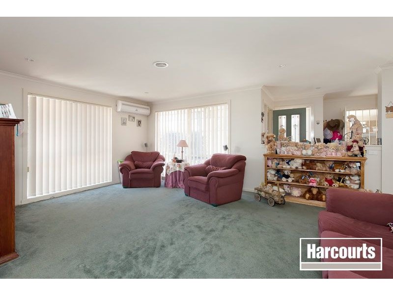 21 Hammerwood Green, Beaconsfield VIC 3807