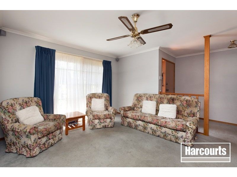 22 Rozzy Parade, Narre Warren VIC 3805