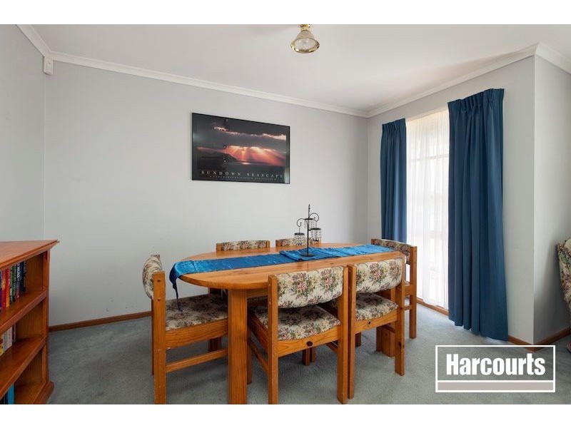 22 Rozzy Parade, Narre Warren VIC 3805