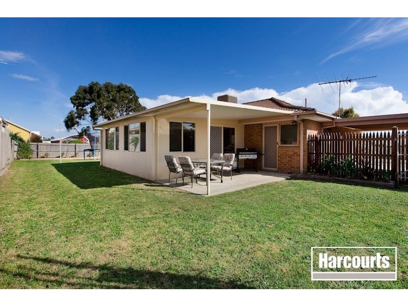 22 Rozzy Parade, Narre Warren VIC 3805