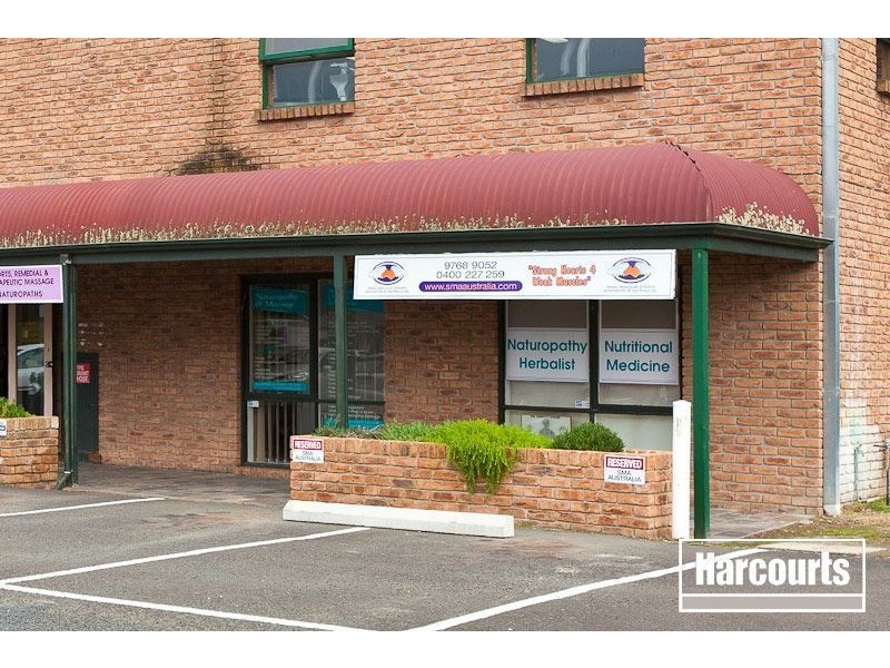 8/27-33 Wood Street, Beaconsfield VIC 3807