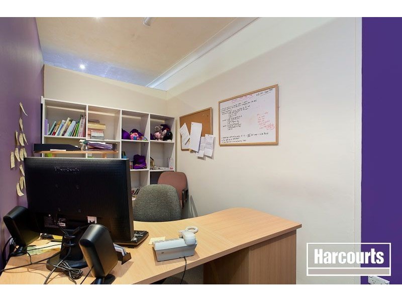 8/27-33 Wood Street, Beaconsfield VIC 3807