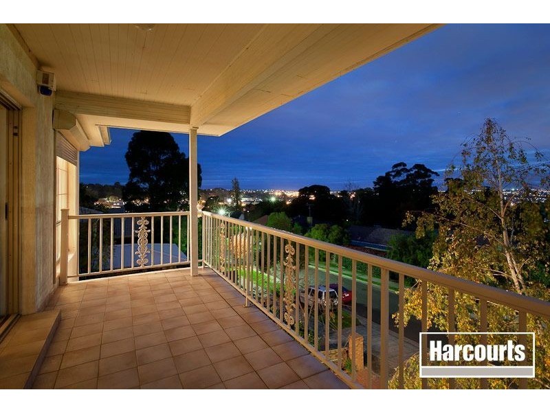 22 Rheanva Street, Berwick VIC 3806