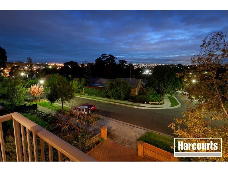 22 Rheanva Street, Berwick VIC 3806