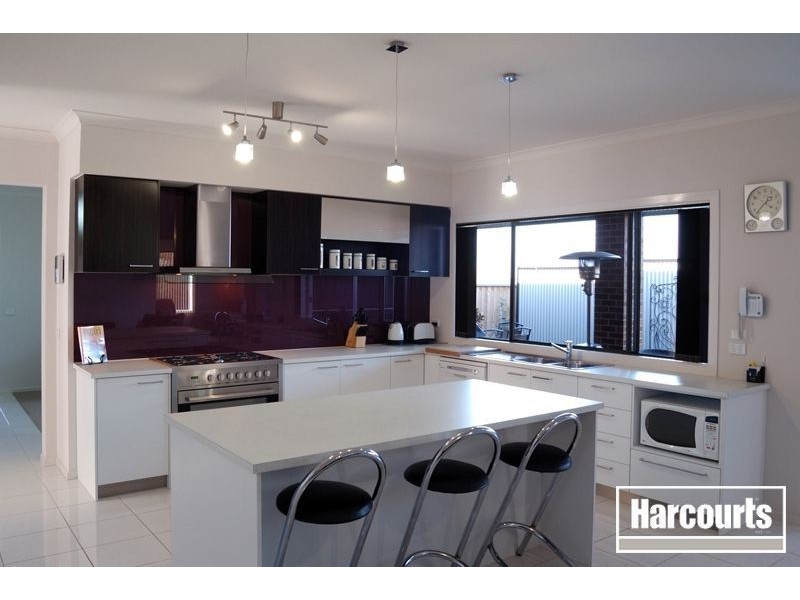 5 Nature Avenue, Officer VIC 3809