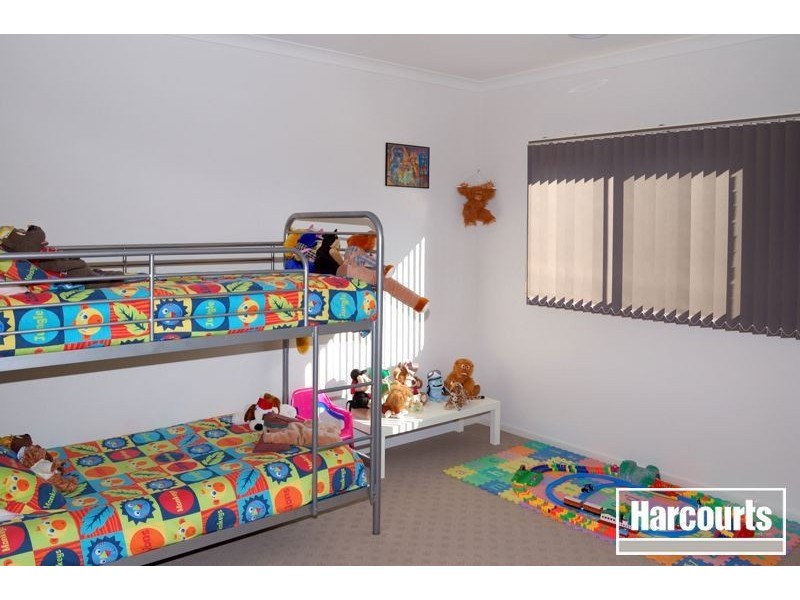 5 Nature Avenue, Officer VIC 3809