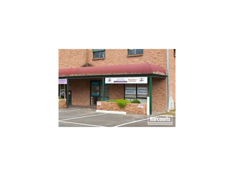 8/27 Wood Street, Beaconsfield VIC 3807