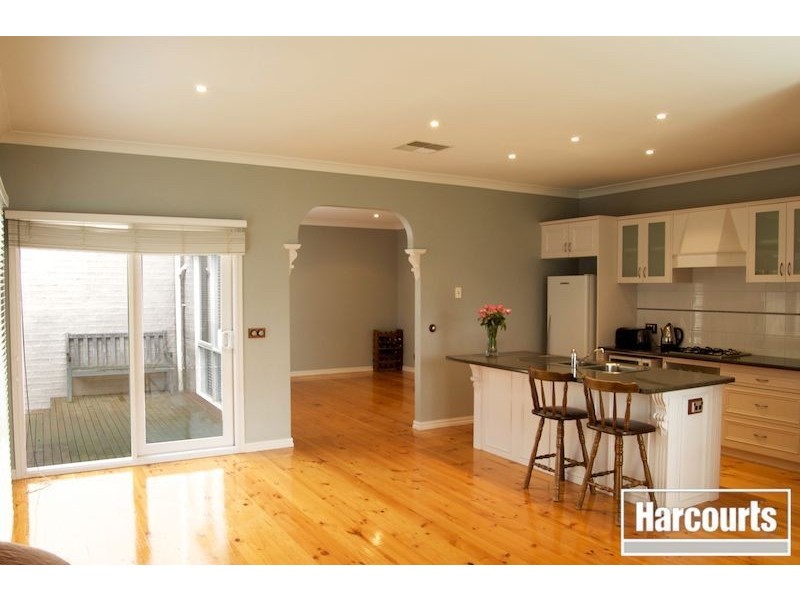 10 Hammerwood Green, Beaconsfield VIC 3807