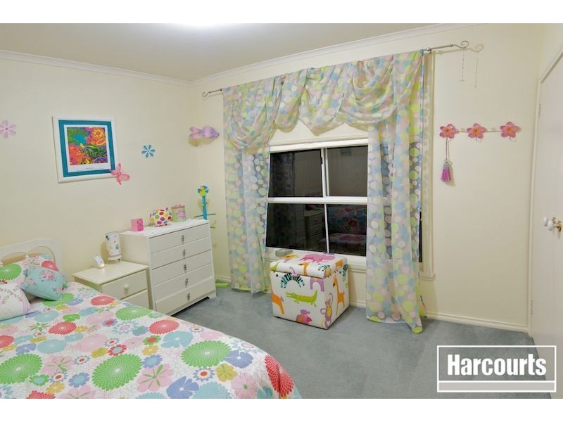 3 Ezard Close, Berwick VIC 3806