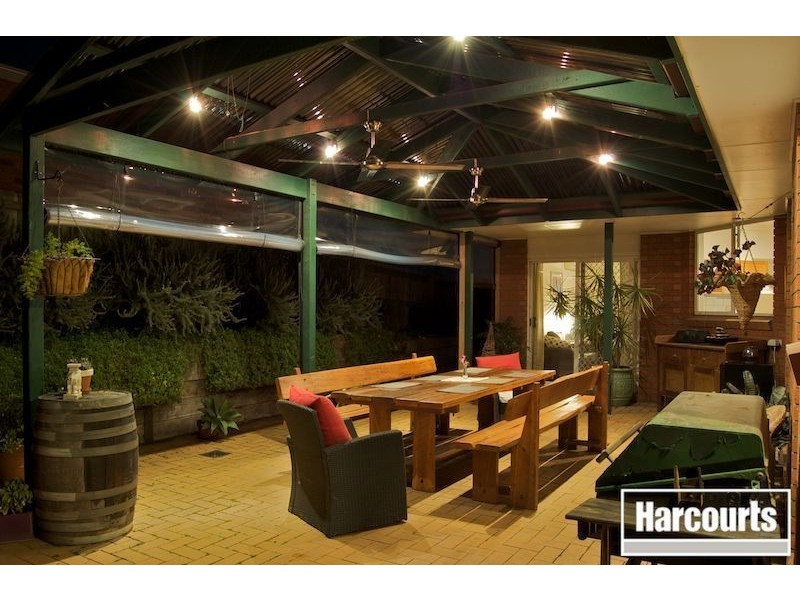 3 Ezard Close, Berwick VIC 3806