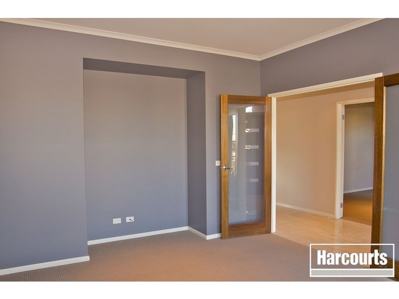 Pakenham VIC 3810