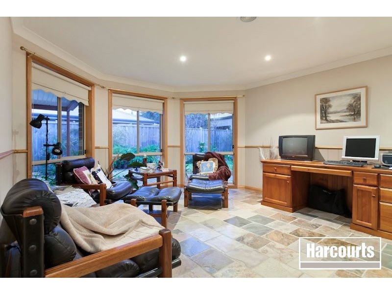 19 Ganaway Drive, Berwick VIC 3806