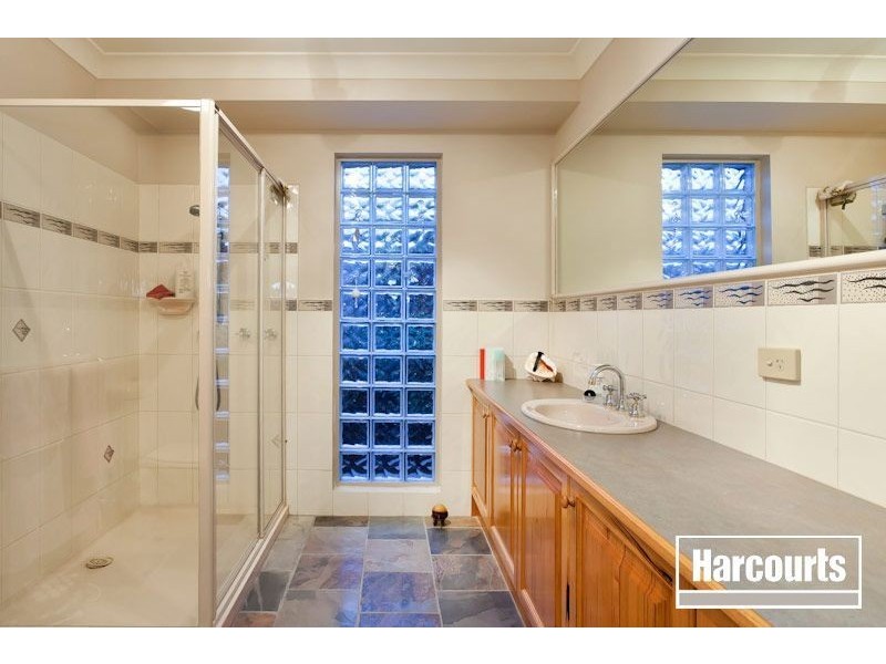 19 Ganaway Drive, Berwick VIC 3806