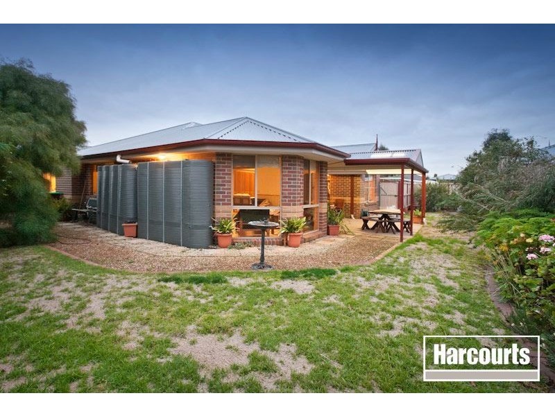 19 Ganaway Drive, Berwick VIC 3806