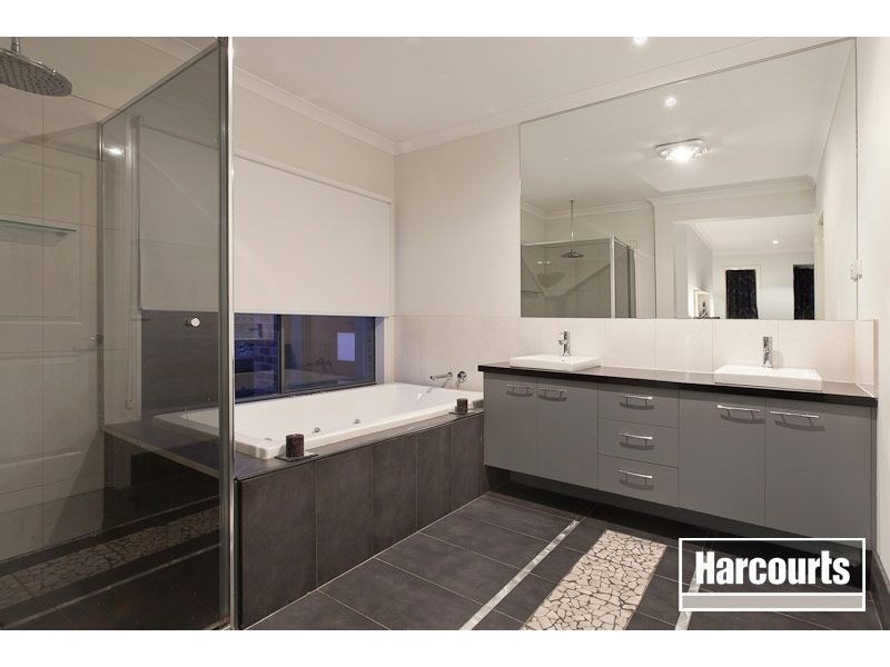 14 Viewpoint Place, Berwick VIC 3806
