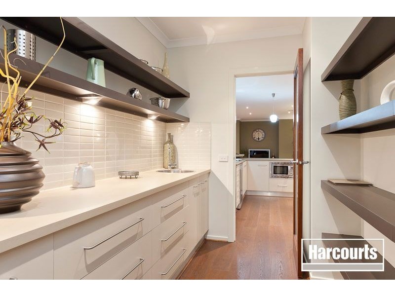 14 Geranium Court, Berwick VIC 3806