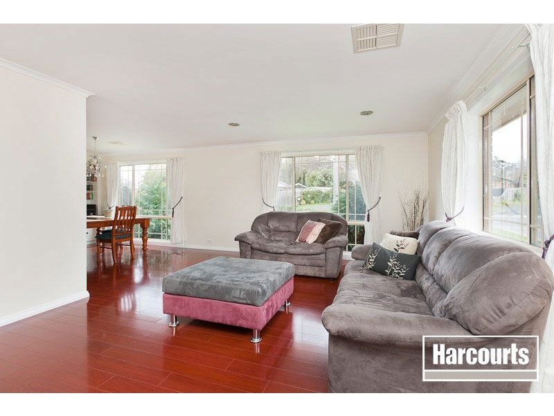 10 Hair Court, Beaconsfield VIC 3807