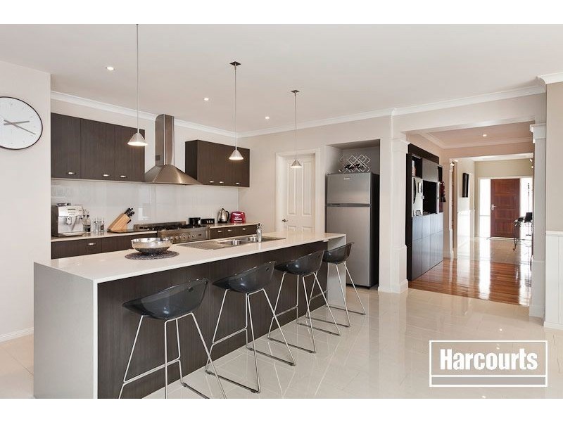 14 Saul Avenue, Berwick VIC 3806