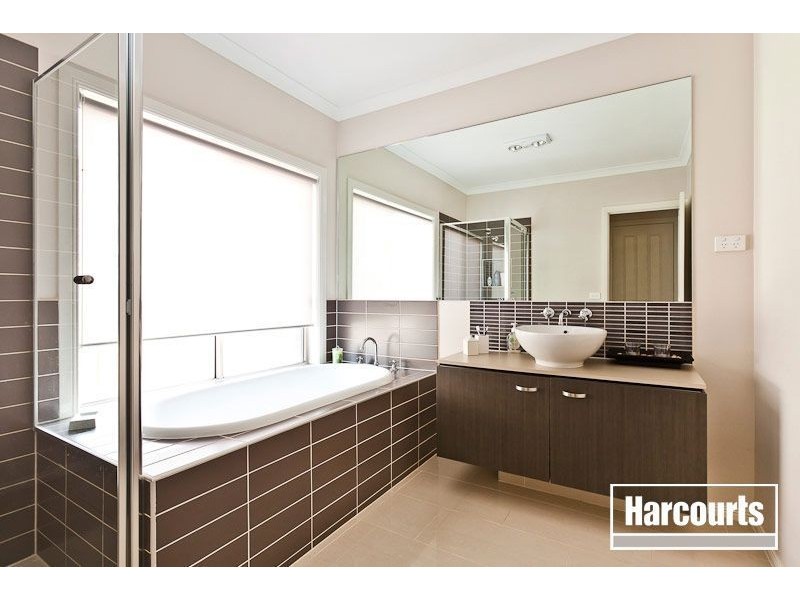 14 Saul Avenue, Berwick VIC 3806