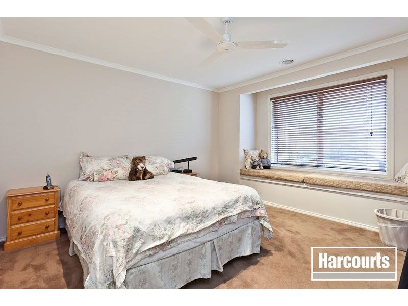 49 Livingstone Boulevard, Pakenham VIC 3810