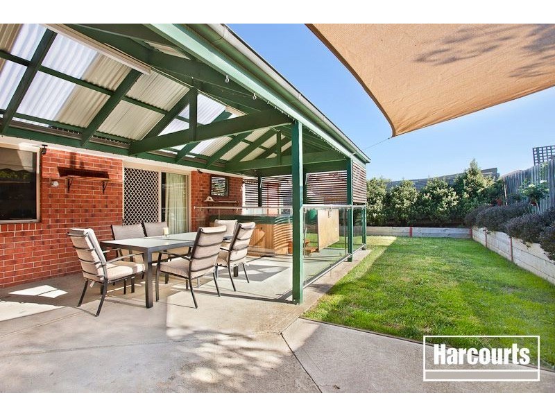6 Hampton Court, Beaconsfield VIC 3807