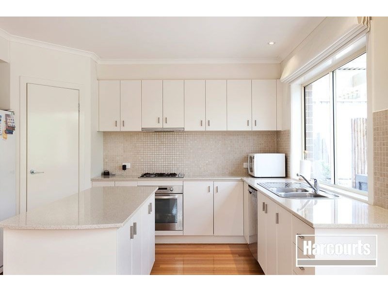 9 Rosemary Court, Berwick VIC 3806