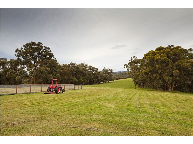 61 Yackatoon Road, Beaconsfield Upper VIC 3808