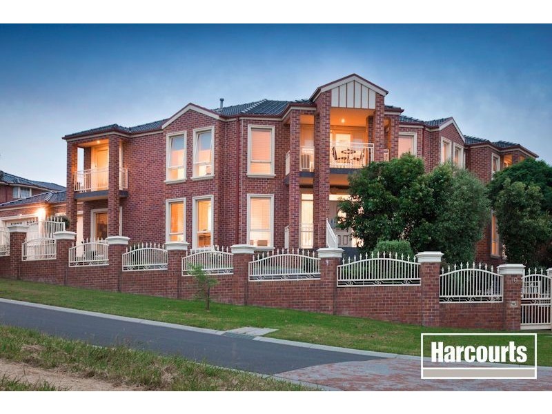 10 High Vista Court, Narre Warren North VIC 3804