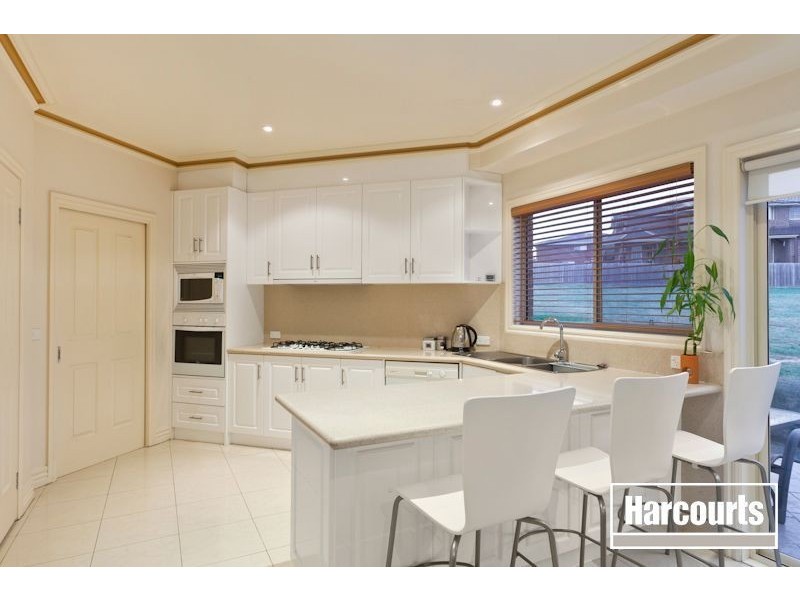 10 High Vista Court, Narre Warren North VIC 3804