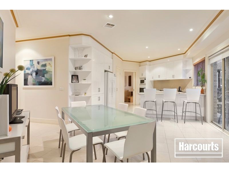 10 High Vista Court, Narre Warren North VIC 3804