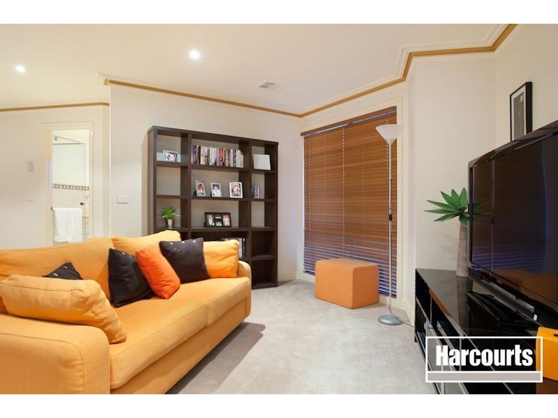 10 High Vista Court, Narre Warren North VIC 3804