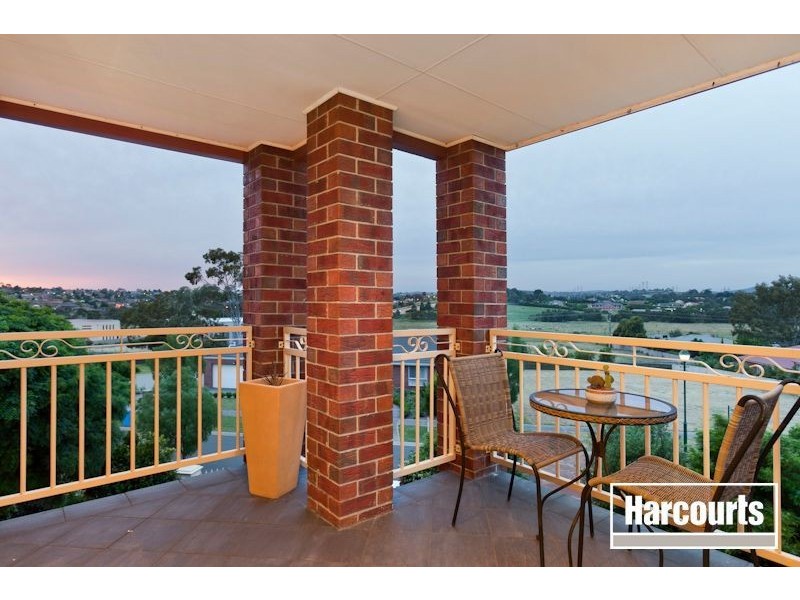 10 High Vista Court, Narre Warren North VIC 3804