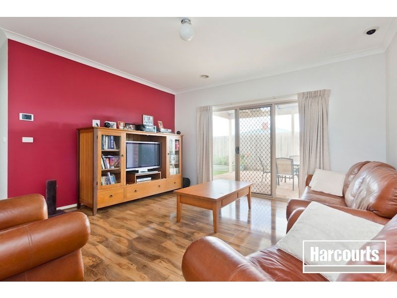 2/310 Centre Road, Narre Warren South VIC 3805