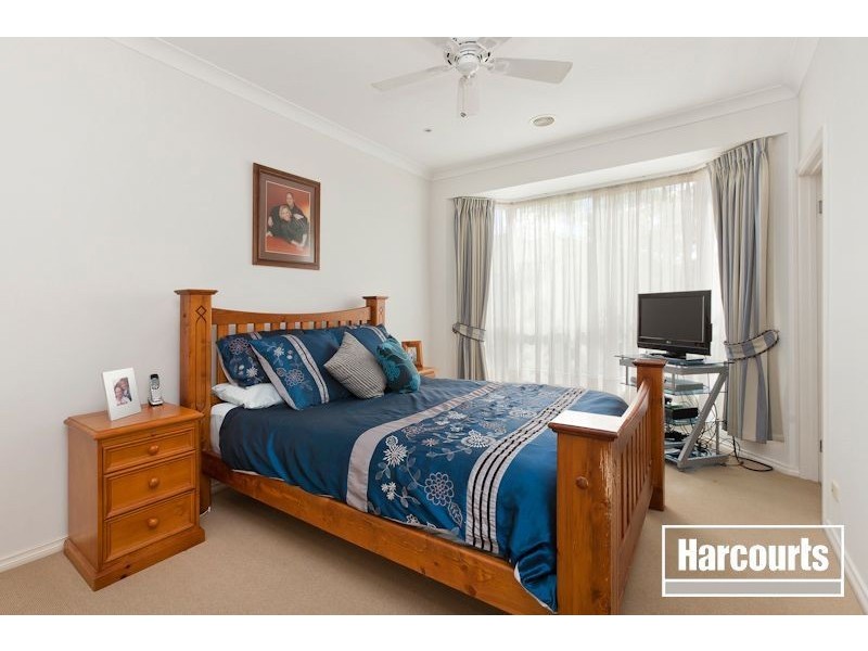 2/310 Centre Road, Narre Warren South VIC 3805