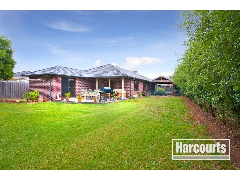 37 Sallybrook Circuit, Narre Warren VIC 3805