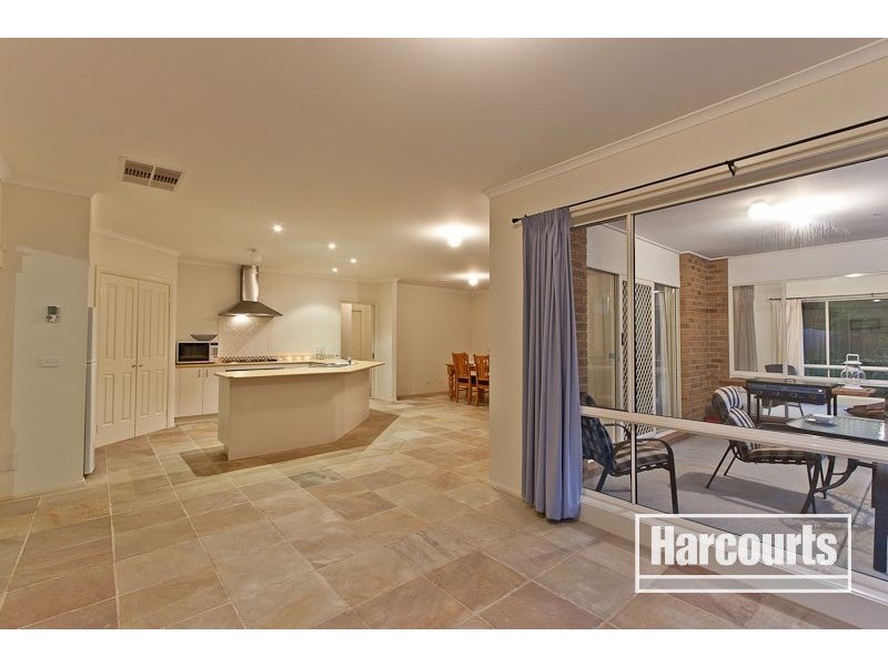 46 Sanctuary Way, Beaconsfield VIC 3807