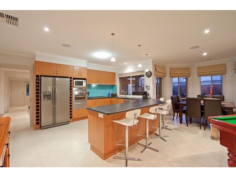 13 Viewpoint Place, Berwick VIC 3806