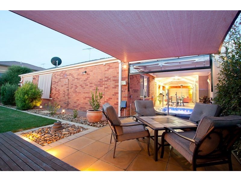 13 Viewpoint Place, Berwick VIC 3806