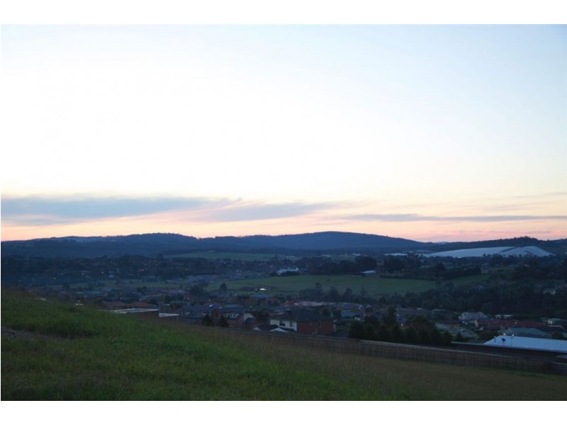 106 Brundrett Road, Narre Warren North VIC 3804